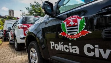 Photo of Bandidos rende idosa e foge com carro roubado após assaltar casa em Itanhaém, SP