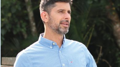 Photo of Prefeito Tiago Cervantes lidera disputa em Itanhaém