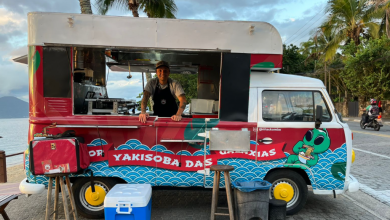 Photo of Com financiamento do Banco do Povo do Governo de SP, empreendedor turbina food truck na praia